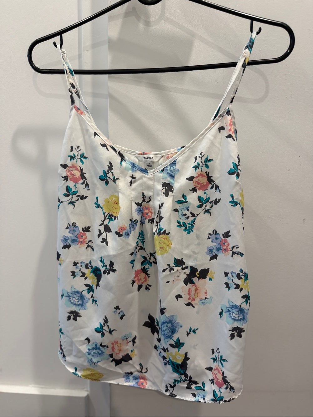 Aritzia Talula White Floral Spaghetti Strap Tank Top